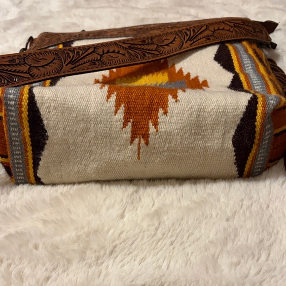 American Darling Southwest Fringe Shoulder Bag - Orange and Brown - Picture 5 of 9